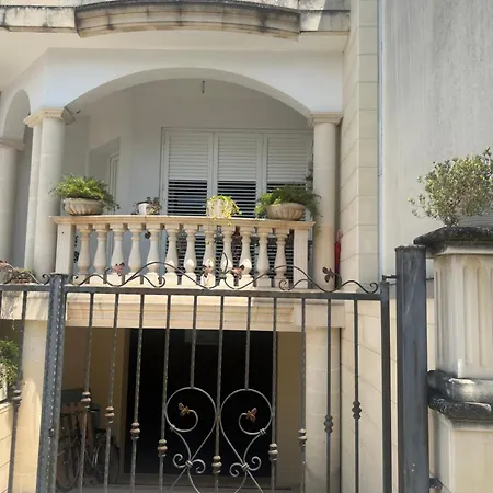 Casa Ludogiu Nyaraló *